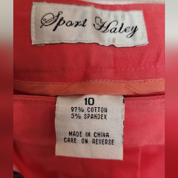 Vibrant Pink Women's Golf Shorts - Picture 4 of 5